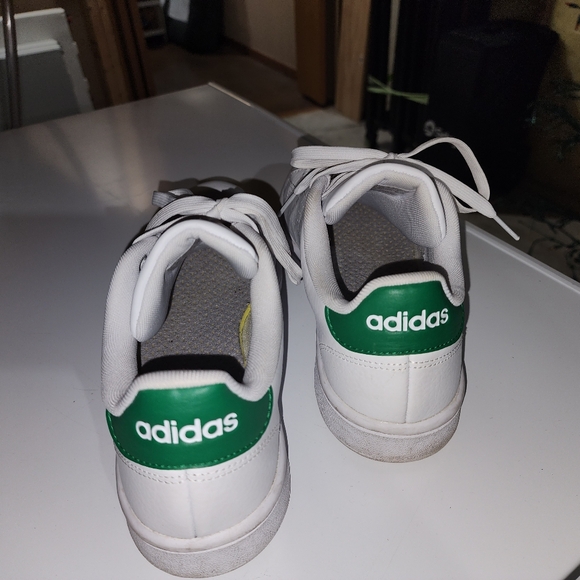Adidas sneakers 10 - Picture 2 of 4